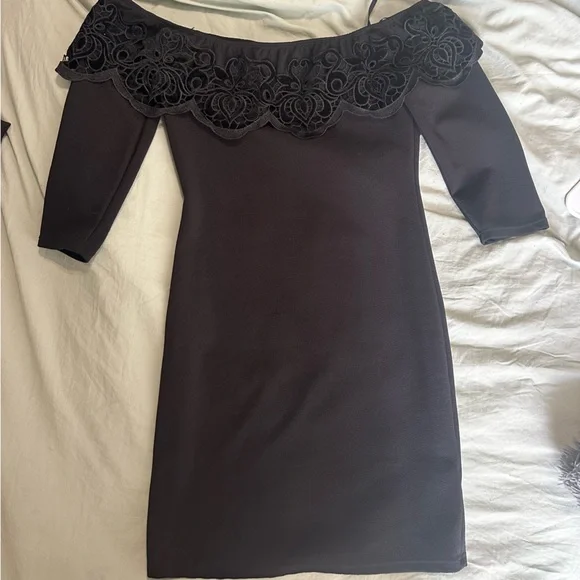 Black off the shoulder dress Size Medium